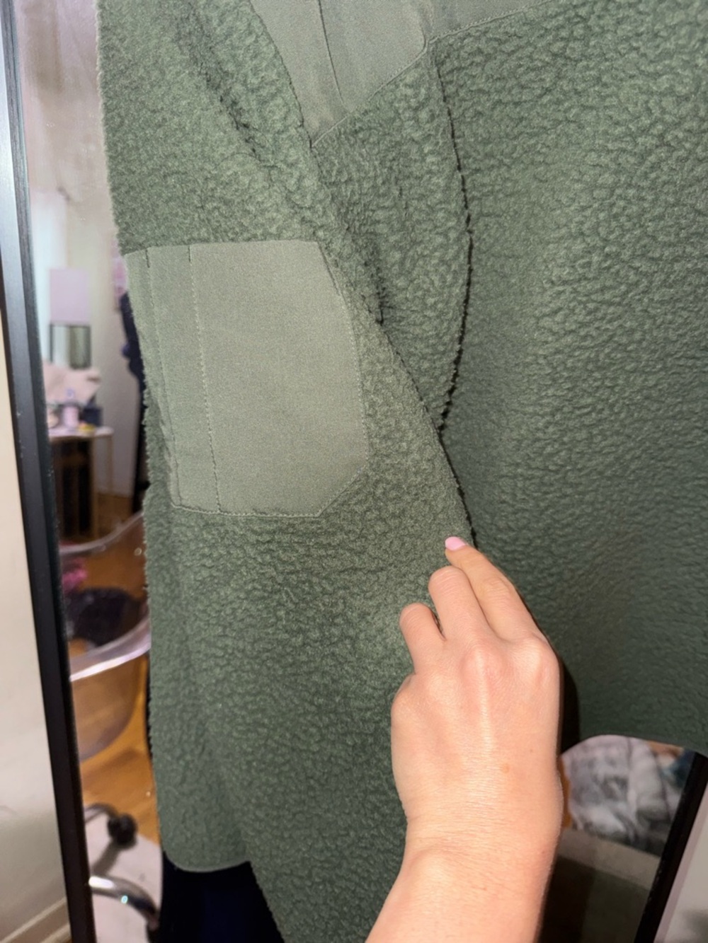 FIGS Olive Sherpa Zip Pullover - Picture 6 of 6